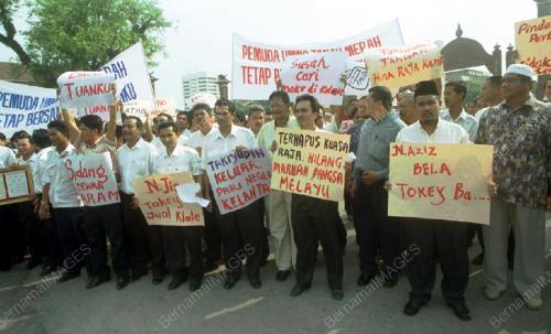 KB02-_08_07_2001PEMUDA_UMNO_28012016