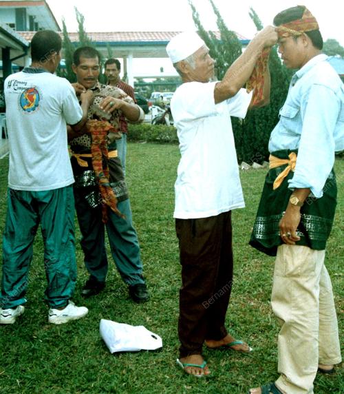 KB02-_16_07_2000_PESILAT-SEGAK_11012016