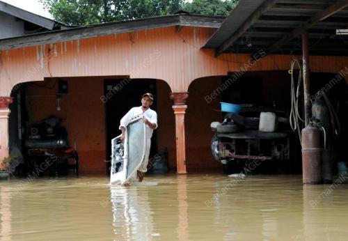 KB02_01012012_BANJIR