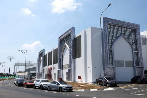 LAPANGAN TERBANG SULTAN ISMAIL PETRA