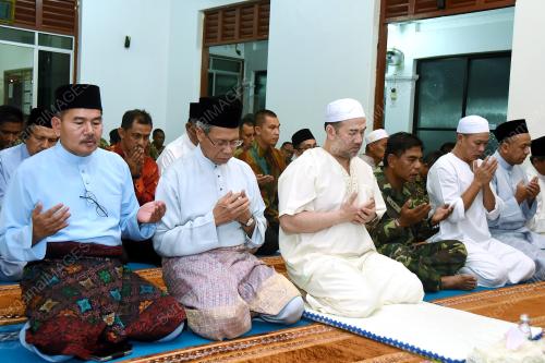 KB02_01072015_BERBUKA_PUASA