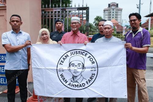 SERAHAN MEMORANDUM KEPADA KERAJAAN NEGERI KELANTAN