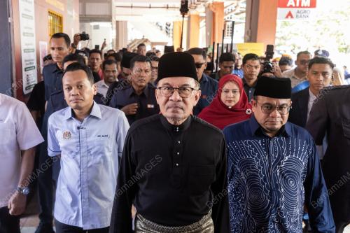 DATUK SERI ANWAR IBRAHIM