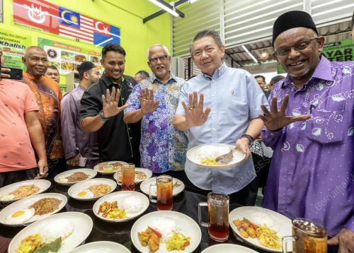 DATUK SERI SALAHUDDIN AYUB