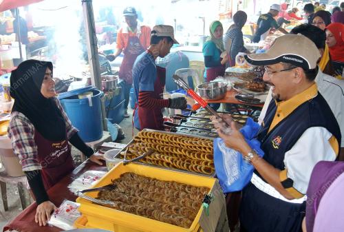 KB02_02072014_BAZAR_RAMADAN