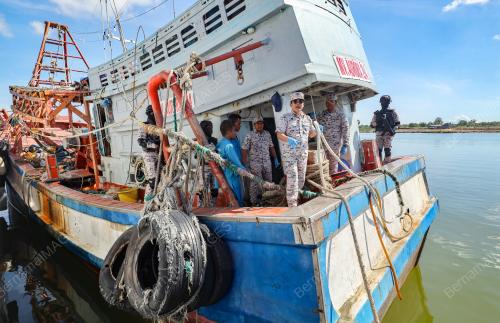 KEPTEN MARITIM SYED NOR ADLI SYED AB RAHMAN
