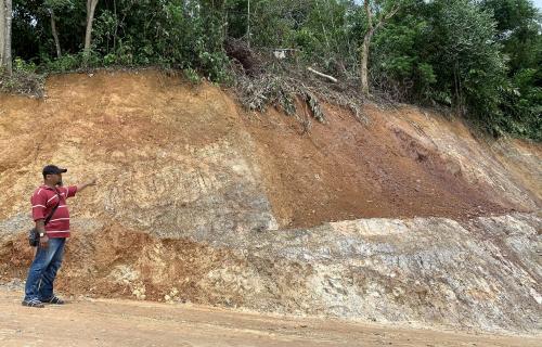 BATU LADA PEMBALAKAN