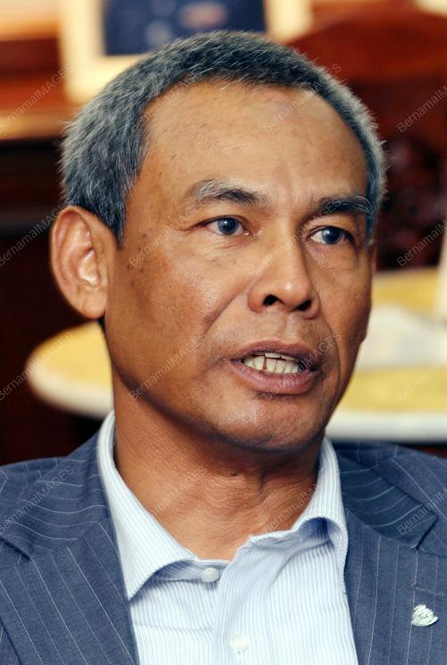 TAN SRI MUSA HASSAN