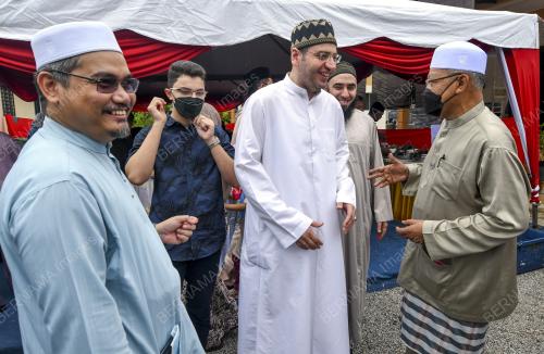 DATUK AHMAD YAKOB