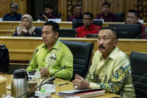 DATUK RUSLIN JUSOH