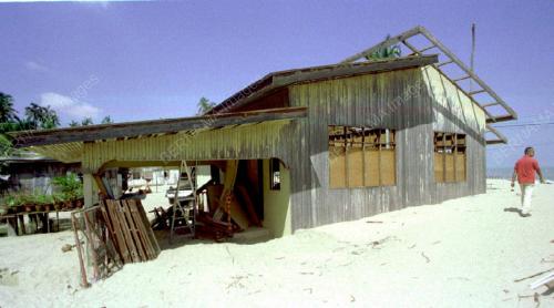 RUMAH MUSNAH