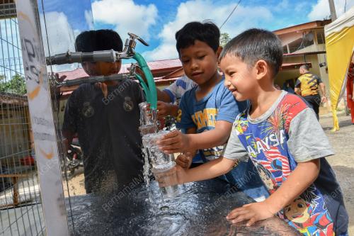 PROJEK AIR BERSIH ETIQA