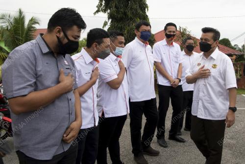 DATUK SERI IKMAL HISHAM ABDUL AZIZ