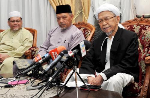 KB02_05042013_NIKAZIZ
