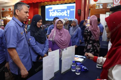 AHMAD SABKI YUSOF