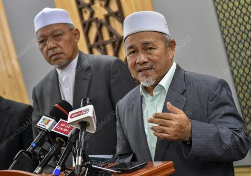 DATUK TUAN IBRAHIM TUAN MAN