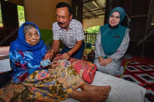 DATUK RUSLIN JUSOH