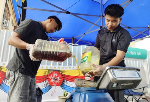 PUSAT PENGUMPULAN MINYAK MASAK TERPAKAI