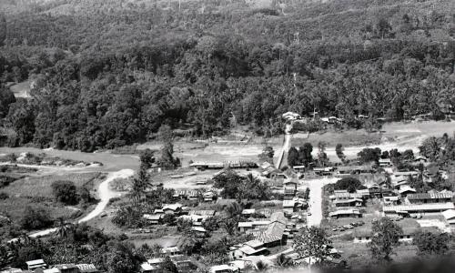 LEBUHRAYA TIMUR BARAT