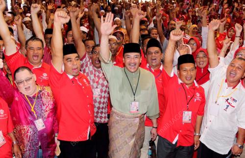 DATUK SERI HISHAMMUDDIN TUN HUSSEIN