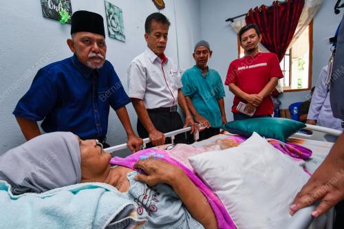 DATUK DR ZAINI HUSSIN