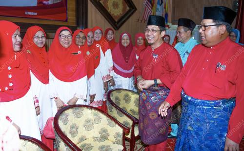 KB02_06082016_WANITA_BACHOK