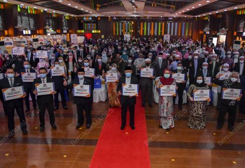 DATUK AHMAD YAKOB