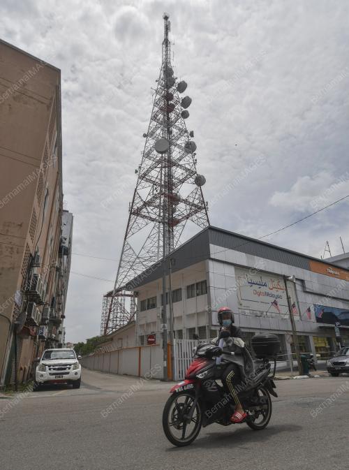 MENARA TELEKOMUNIKASI