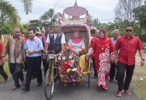 KB02_06102016_KHIDMAT_MASYARAKAT