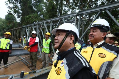 DATUK SERI ALEXANDER NANTA LINGGI