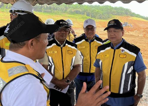 DATUK SERI ALEXANDER NANTA LINGGI