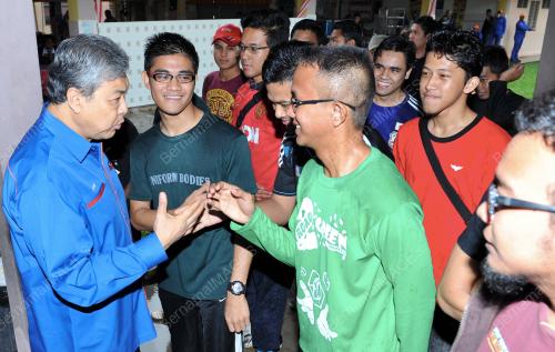 KB02_08012015_GOTONG_ROYONG