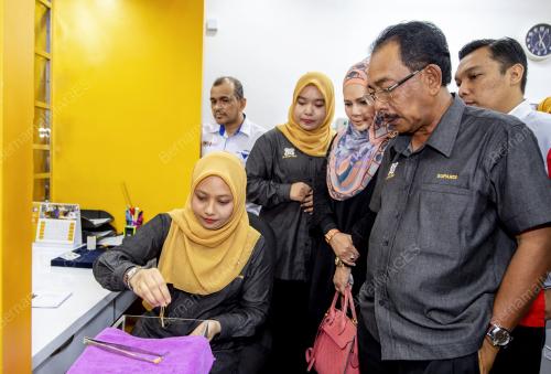 DATUK SERI MOHAMMAD SUPARADI MD NOOR