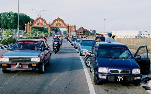 LAPANGAN TERBANG SULTAN ISMAIL PETRA