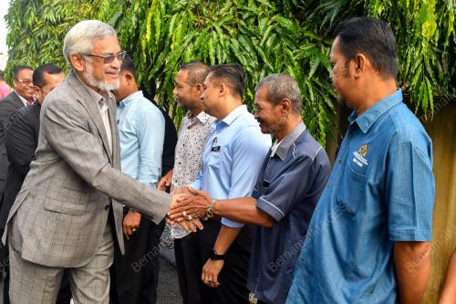 KHALID ABDUL SAMAD