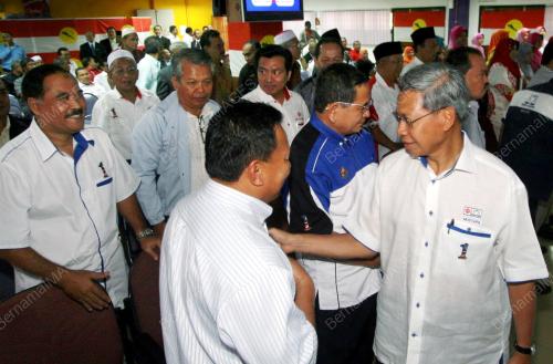 MUSTAPA MOHAMED