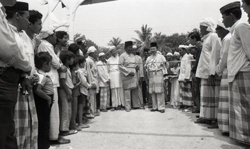 KB02_09012015_RAZALEIGH