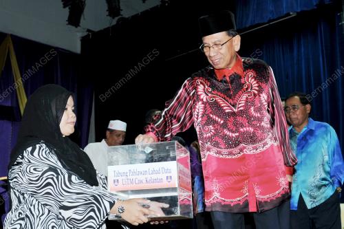 KB02_09032013_FORUM_RAKYAT