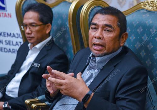 DATUK ZAWAWI OTHMAN