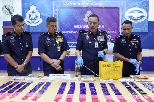 DATUK MUHAMAD ZAKI HARUN