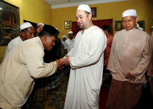 MUSTAPA MOHAMED