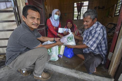 SUMBANGAN MAKANAN KEPERLUAN