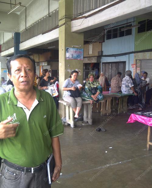 BANTAHAN PERNIAGA PASAR LAMA MPKB