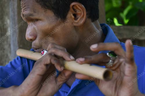 AZHAR SERULING EMAS