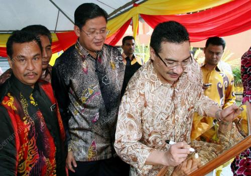 HISHAMMUDDIN TUN HUSSIEN