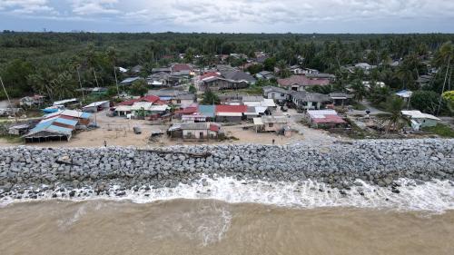 TINJAUAN MONSUN TIMUR LAUT
