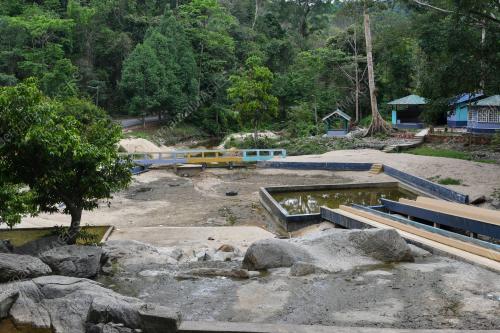 TINJAUAN CUACA PANAS