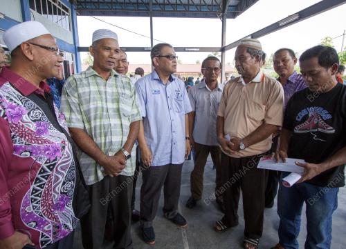 KB02_15102015_HASIL_PADI