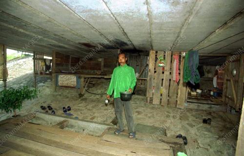 SEBATANG KARA