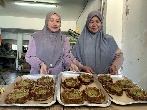 KUIH PIANA